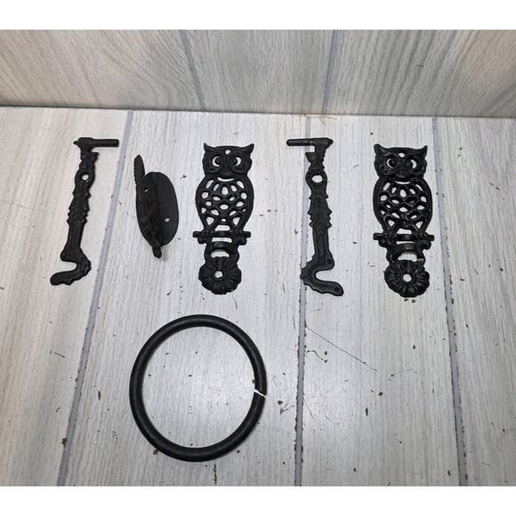 Vintage Cast Iron Owl & More Wall Mount Swivel Arm Brackets Plant Hangers Lot - Picture 1 of 9